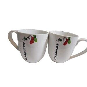STARBUCKS 2011 HOLIDAY MITTENS WHITE RED GREEN 13 OZ MUG CUP VGUC